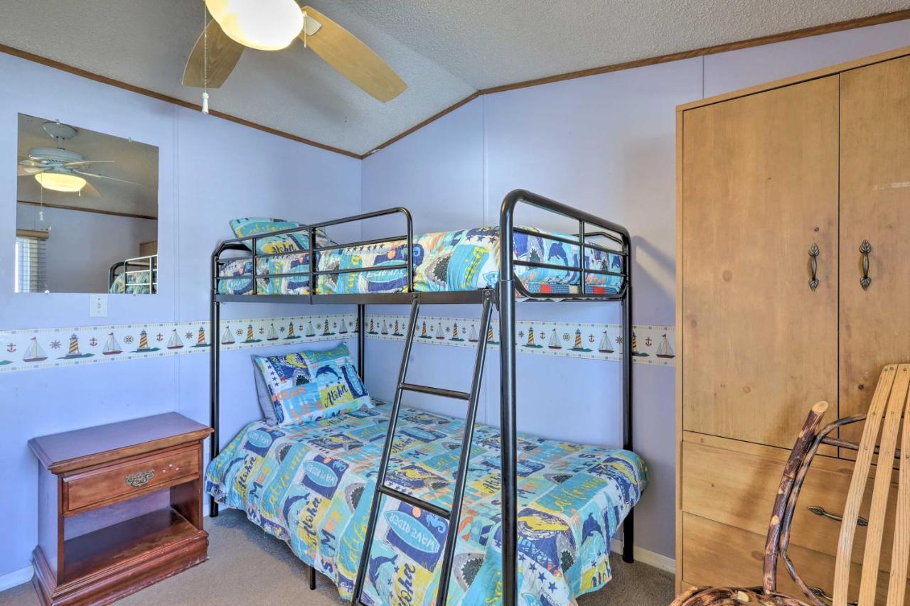 Quaint Chincoteague Island Hideaway With 2 Porches! Villa Luaran gambar